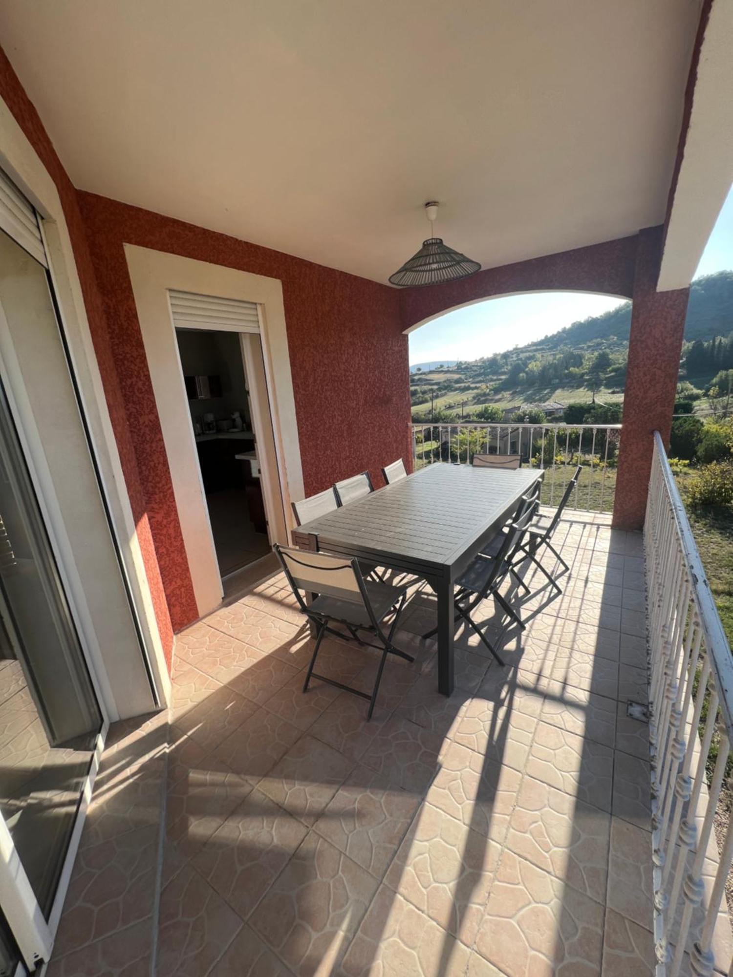 Le Gîte du vigneron Lagorce  Extérieur photo